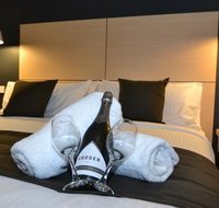 The Astor Suites - New Castle Holiday
