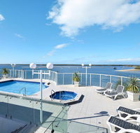 The Atrium Resort - New Castle Holiday