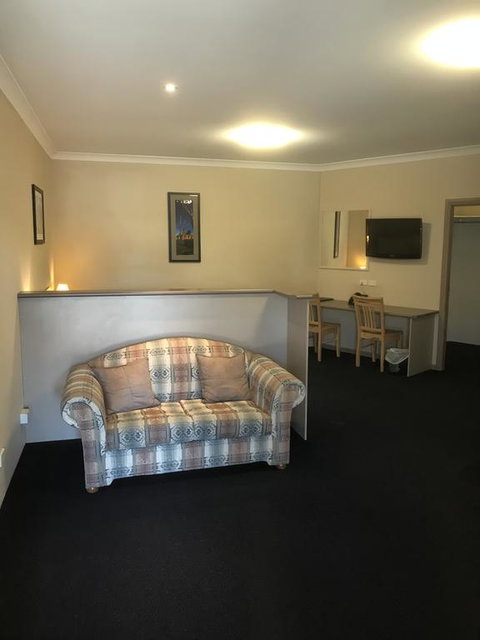 The Bakehouse Motel - New Castle Holiday 2
