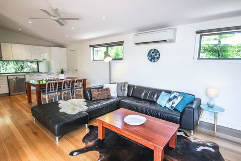 The Base Two - New Castle Holiday 3