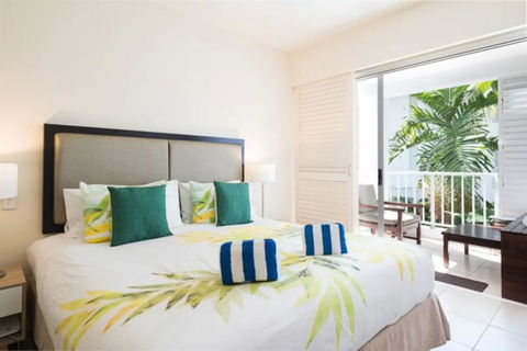 The Beach Club  -  Luxury Private Apartments - New Castle Holiday 1