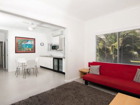 The Beach Shack - New Castle Holiday 2