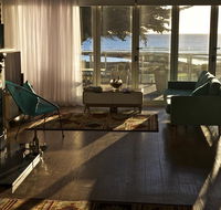 Penguin Beachfront Apartments - New Castle Holiday