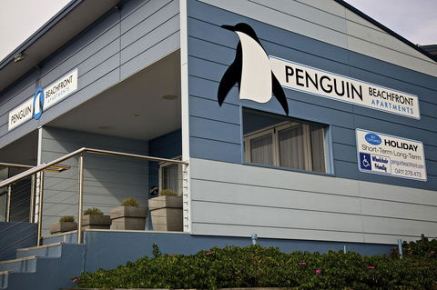 Penguin Beachfront Apartments - New Castle Holiday 14