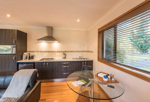 Parnella Kettering - New Castle Holiday 4