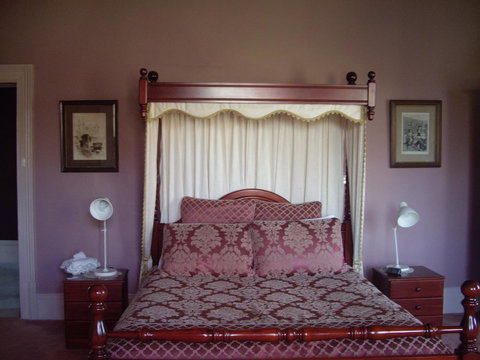 Lucinda B&B - New Castle Holiday 16