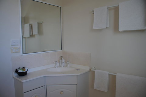 Shearwater Cottages - New Castle Holiday 10