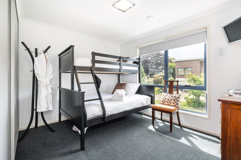 Madsen Retreat - New Castle Holiday 19