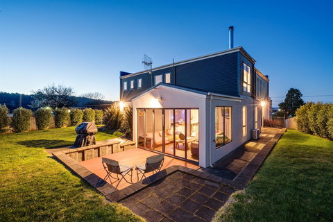 Madsen Retreat - New Castle Holiday 9