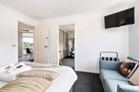 Madsen Retreat - New Castle Holiday 17