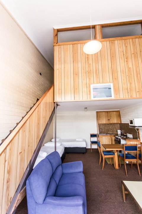 Eastcoaster Tasmania - New Castle Holiday 42