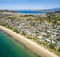 Aqua Beachfront - New Castle Holiday