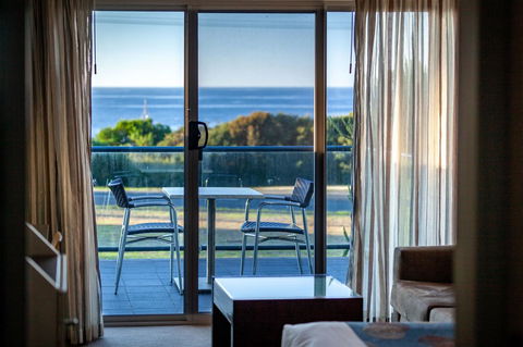 Beachfront Bicheno - New Castle Holiday 5