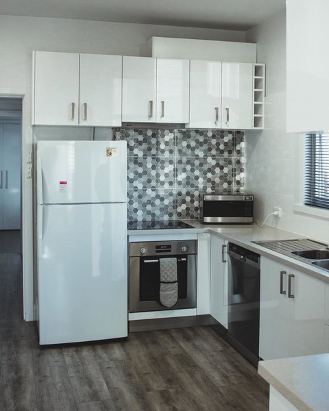 Park Street Accommodation - New Castle Holiday 15