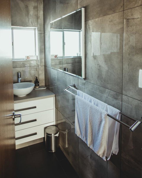 Park Street Accommodation - New Castle Holiday 2