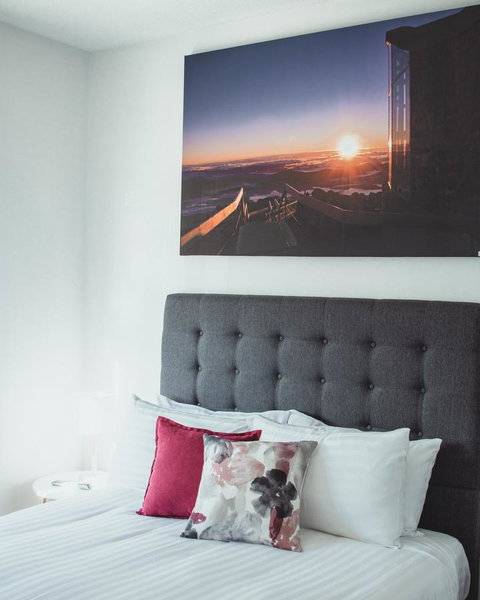 Park Street Accommodation - New Castle Holiday 12