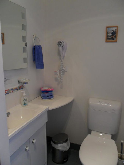 Freycinet Waters - New Castle Holiday 16