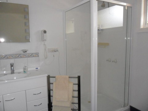 Freycinet Waters - New Castle Holiday 30