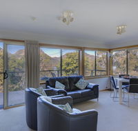 Freycinet Sanctuary 5 - New Castle Holiday