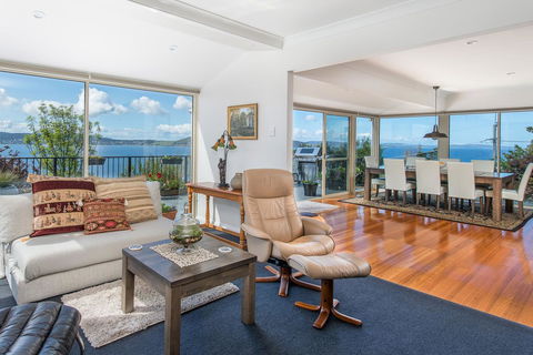 Sunrise On The Bay - New Castle Holiday 7