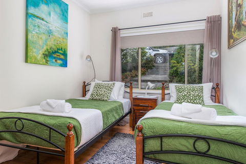 Sunrise On The Bay - New Castle Holiday 16