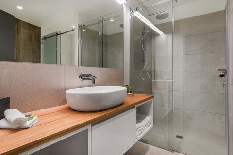 Peppers Silo - New Castle Holiday 28