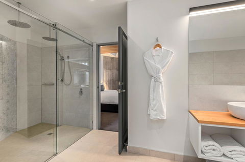 Peppers Silo - New Castle Holiday 7