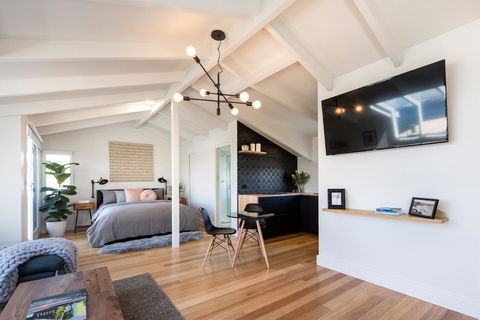 Litora Accommodation - New Castle Holiday 7