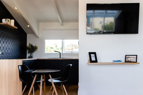 Litora Accommodation - New Castle Holiday 11