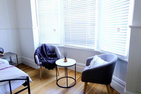 White House - New Castle Holiday 12