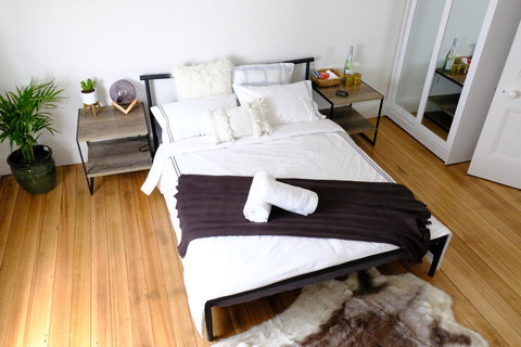 White House - New Castle Holiday 4