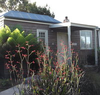 Tramway Cottage - New Castle Holiday