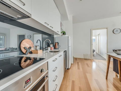 Marina View Apartment - New Castle Holiday 16