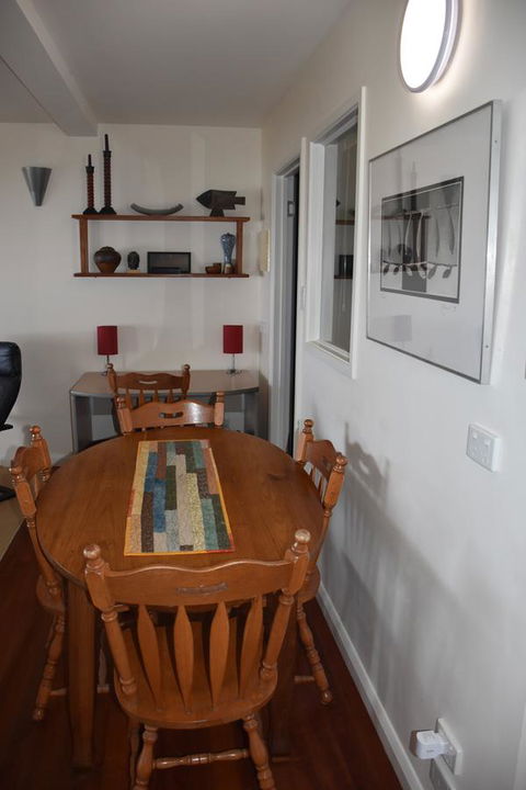 Beachside Taroona With Spa - New Castle Holiday 9