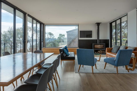 Blessington Beach Retreat - New Castle Holiday 6