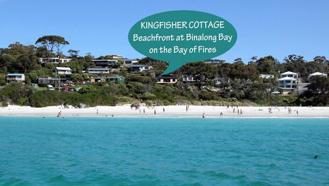 KINGFISHER COTTAGE Beachfront At The Binalong Bay - New Castle Holiday 16
