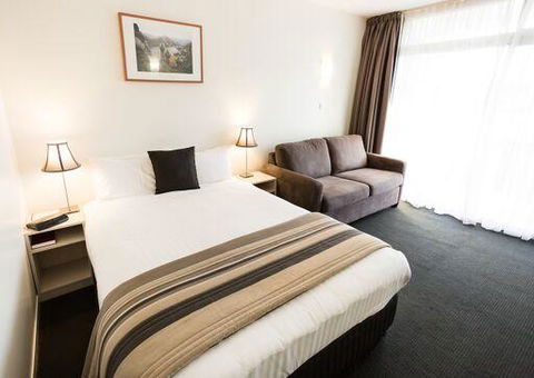 Shoreline Hotel - New Castle Holiday 30