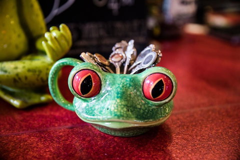The Pickled Frog - New Castle Holiday 13