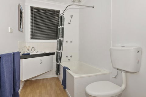 Elkie Villa - 2 Bedroom Unit - Burnie - New Castle Holiday 6