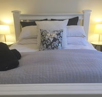 Elizas Lovely Home - New Castle Holiday