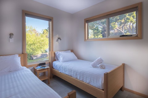 Freycinet Stone Studio 3 - Feldspar - New Castle Holiday 14