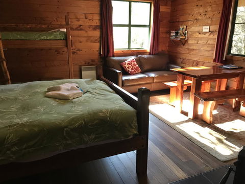 Cradle Highlander - New Castle Holiday 20