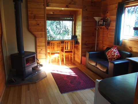 Cradle Highlander - New Castle Holiday 30