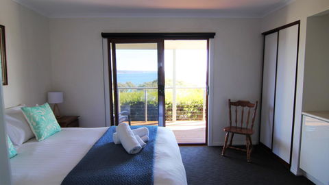 DOLPHIN LOOKOUT COTTAGE - Amazing Views Of The Bay Of Fires - New Castle Holiday 13