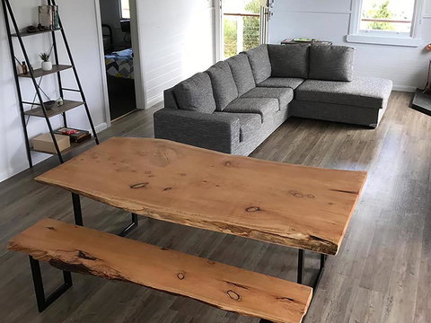 Derby Digs Cottage - New Castle Holiday 6