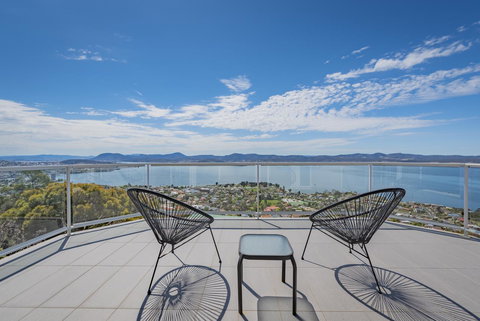 Nature & Relax House, Panoramic Sea View, Free Parking 37 - New Castle Holiday 3