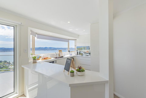 Nature & Relax House, Panoramic Sea View, Free Parking 37 - New Castle Holiday 26