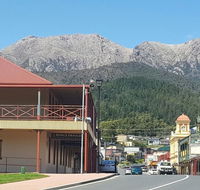 Mt Lyell Motor Inn - New Castle Holiday