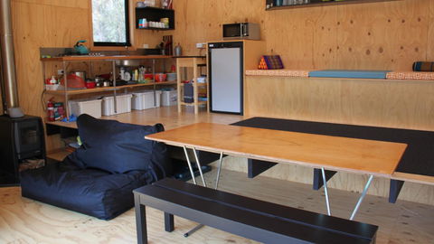 BAY OF FIRES ECO HUT Off Grid Experience At Binalong Bay - New Castle Holiday 6