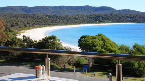 BAY OF FIRES ECO HUT Off Grid Experience At Binalong Bay - New Castle Holiday 13